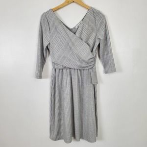 The Vanity Room NWT large wrap front grey gress